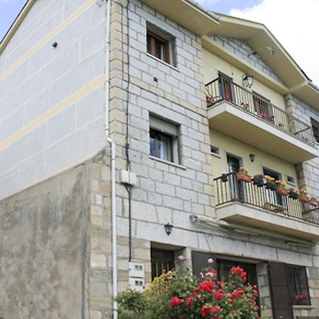 Apartamentos Monasterio San Martín de Castañeda Buitenkant foto