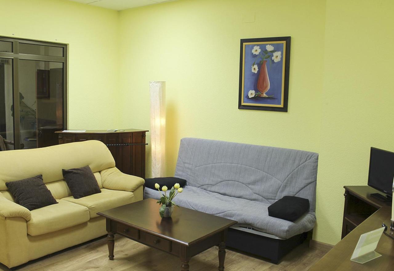 Apartamentos Monasterio San Martín de Castañeda Buitenkant foto
