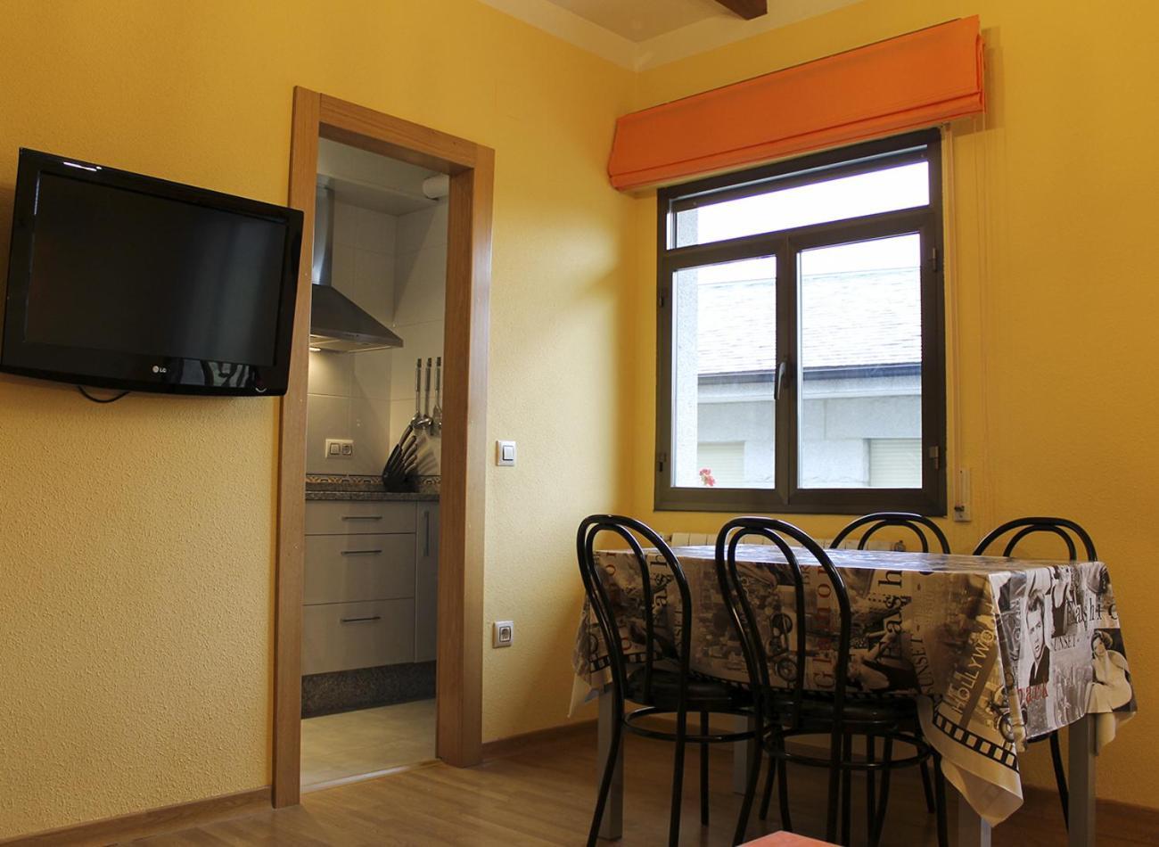 Apartamentos Monasterio San Martín de Castañeda Buitenkant foto