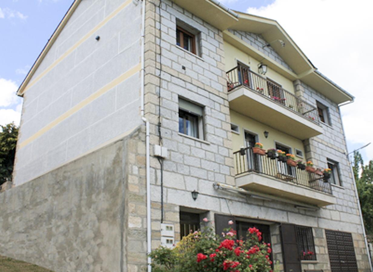 Apartamentos Monasterio San Martín de Castañeda Buitenkant foto